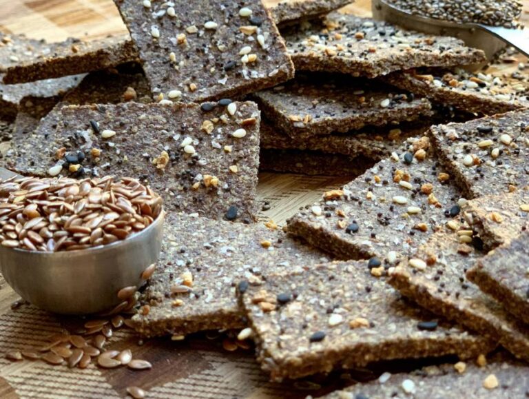 Vegan & Delicious: 3 Ingredient Flax Crackers - Honestly Fit