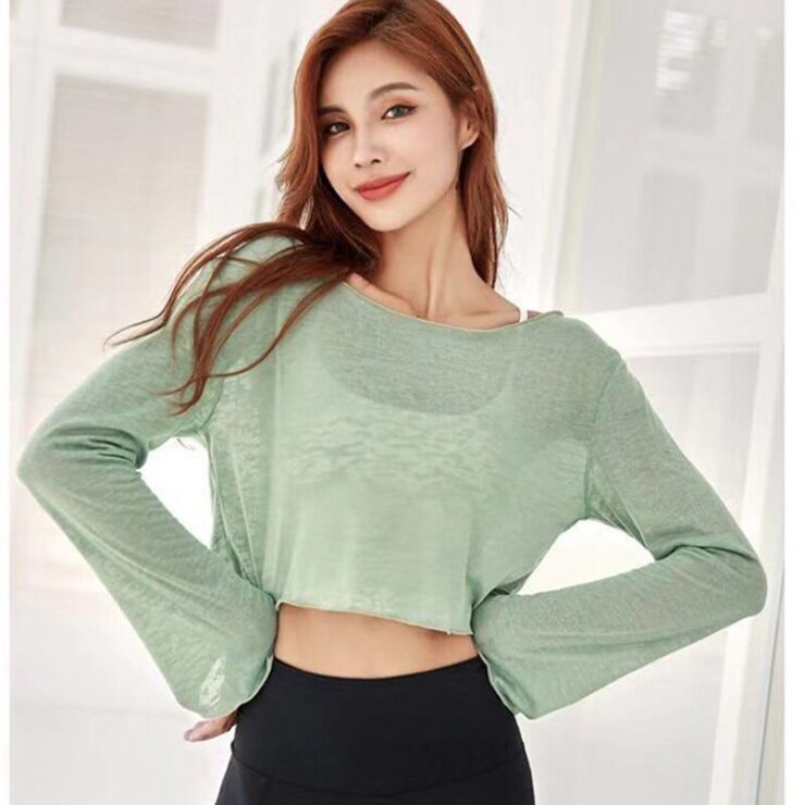 3 Best Long Sleeve Gym Crop Tops For Women 2024 Honestly Fit 